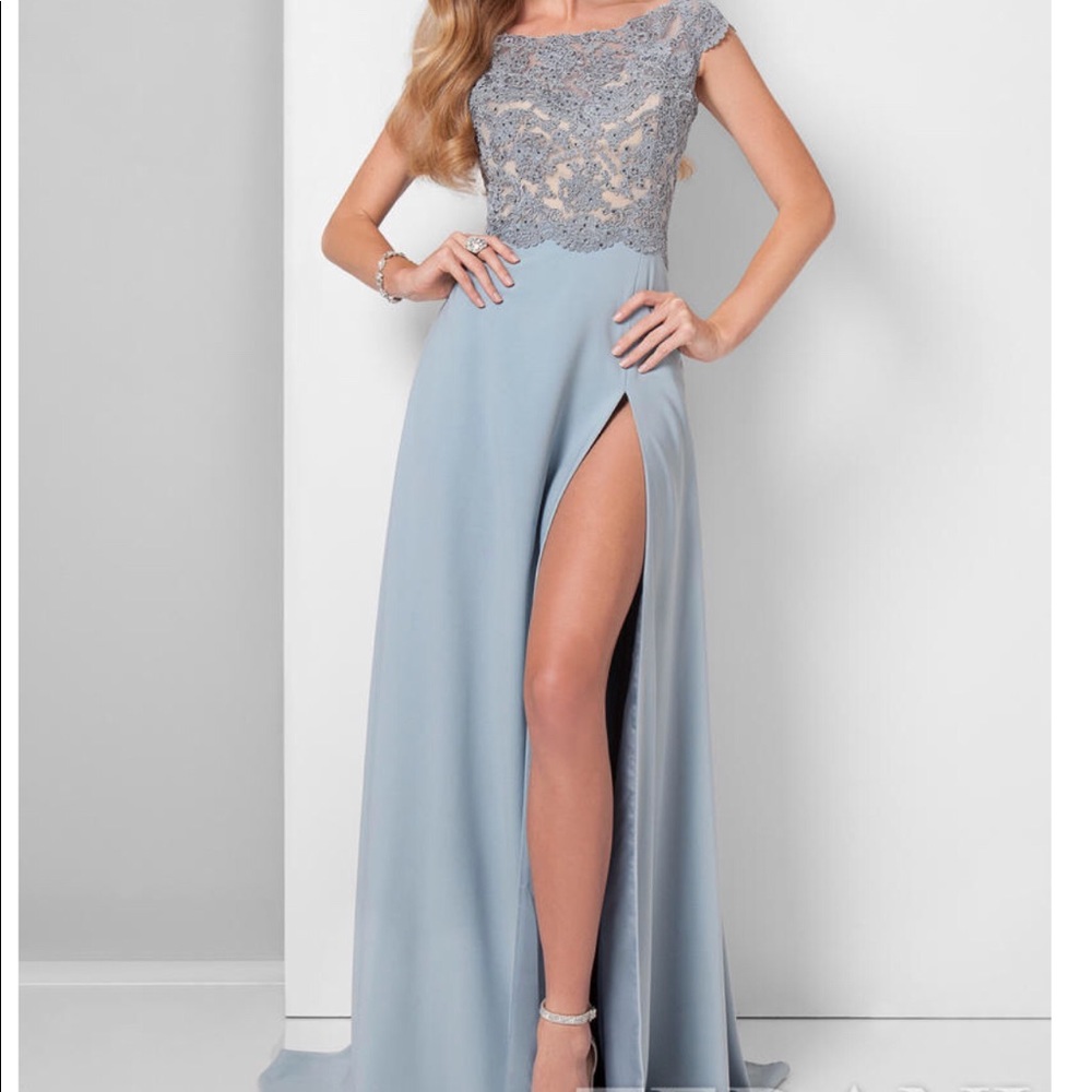 Terani Couture Evening Dress size 4